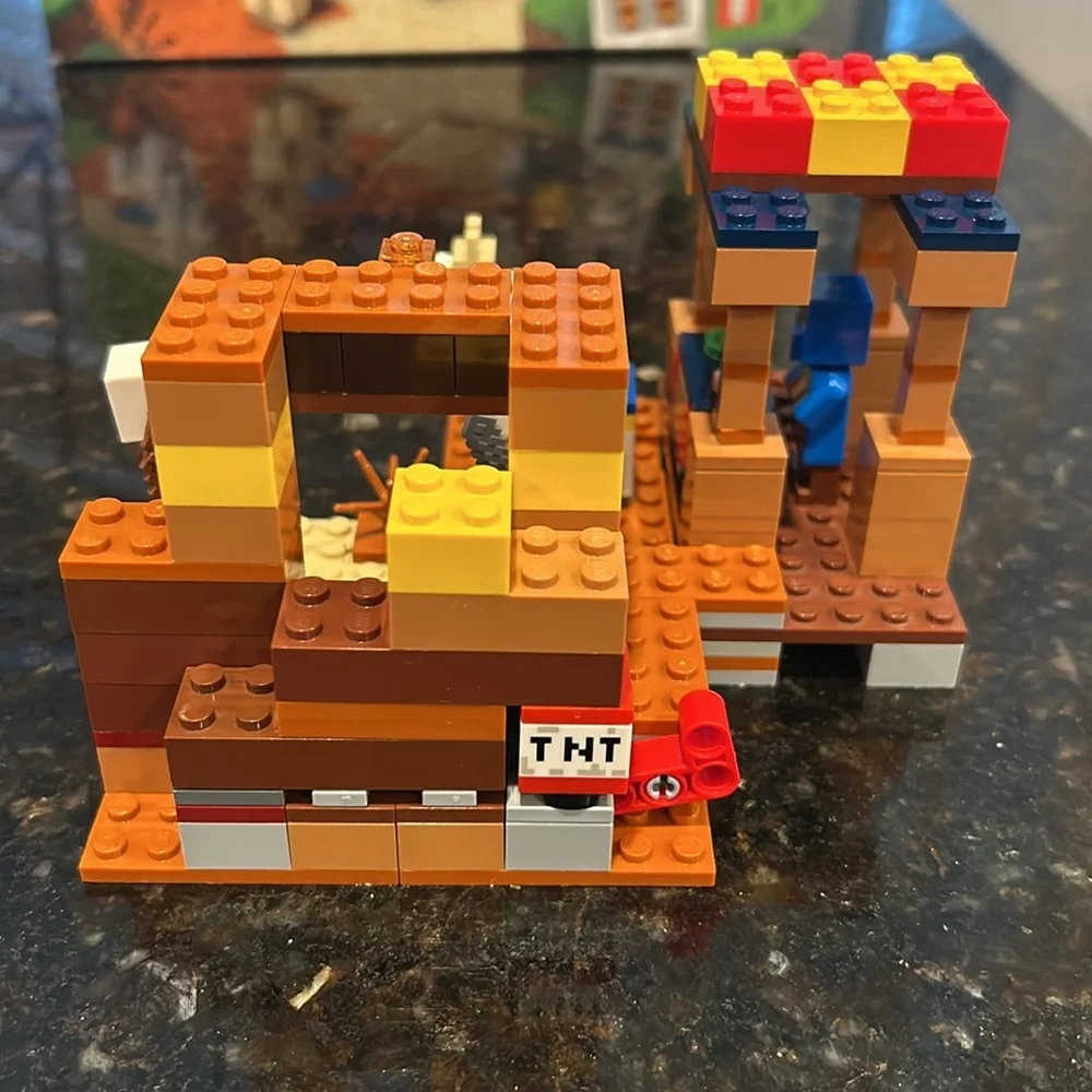 Retired LEGO Minecraft Set 21167: The Trading Post